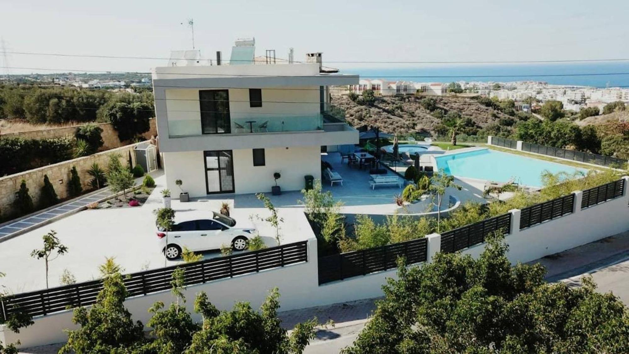 Orama Luxury Villa 4 Bedrooms With Private Pool Limenas Chersonisou Exterior foto